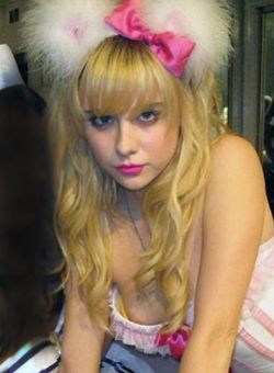 celebrityskin:  Alessandra Torresani nip slip and upskirt