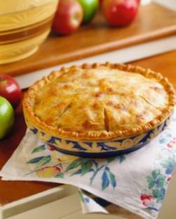 dee-lirious:  thecakebar:  Recipes for Pies and Tarts! (recipes) Need some pie baking ideas for this Thanksgiving?! Wait no more! All-American Apple Pie Apple and Pear Pie Apple Caramel Cheesecake Piewith Toasted Pecans Apple Cider Pie Apple Galette Apple