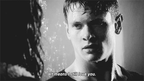 skinsxoxo:  Means i still love you. 