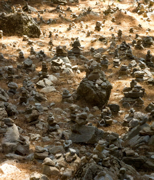 The valley of the stone figures