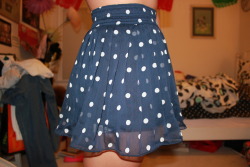 wanderstruk:  Polka dot skirt 