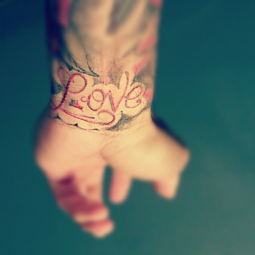 blissfullylustful:  I wear it on my sleeve &lt;3 Instagram: blissfullylustful 