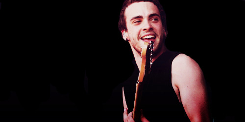 greeceparamore:  Paramore | Fave Warped Tour Photos 