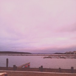 molkosprince:  #lake #vesijärvi #cloudy #finland #lahti