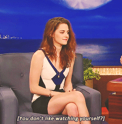 yellyhaim:  “The Twilight Saga - Breaking Dawn, Part II, we have a clip.” (x)