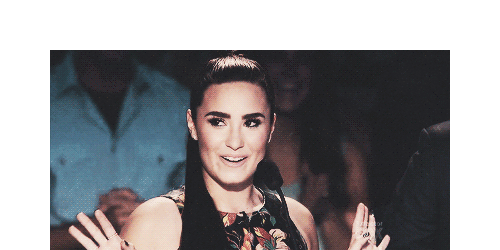 stockholmzealots:  demi lovato as latino diva 