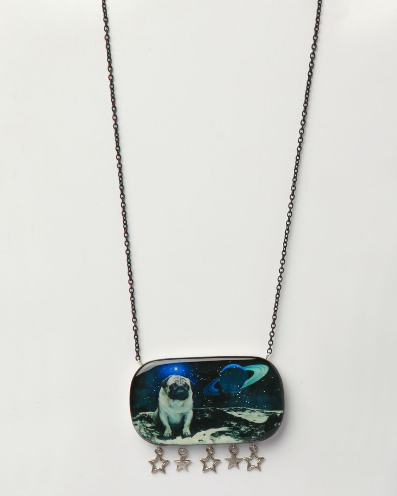 stuft:
“ Planet Pug necklace at punk.com $37
”