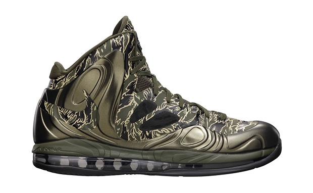 Nike Air Max Hyperposite &ldquo;Tiger Camo&rdquo;