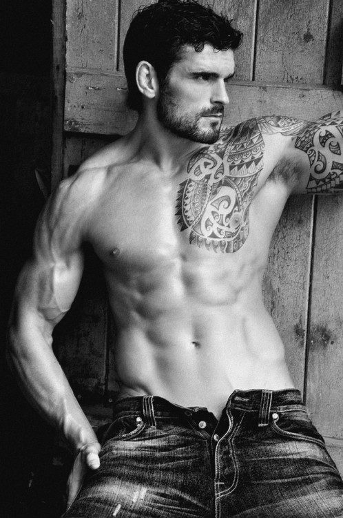 vipvictor:  Stuart Reardon Photoshoot 