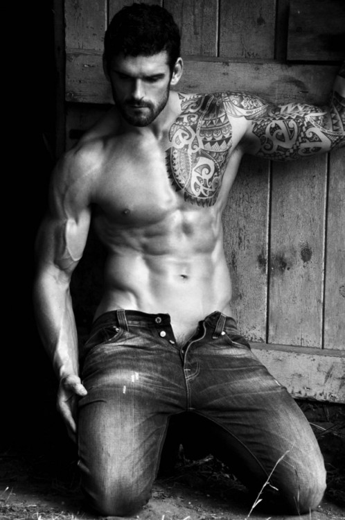 vipvictor:  Stuart Reardon Photoshoot 