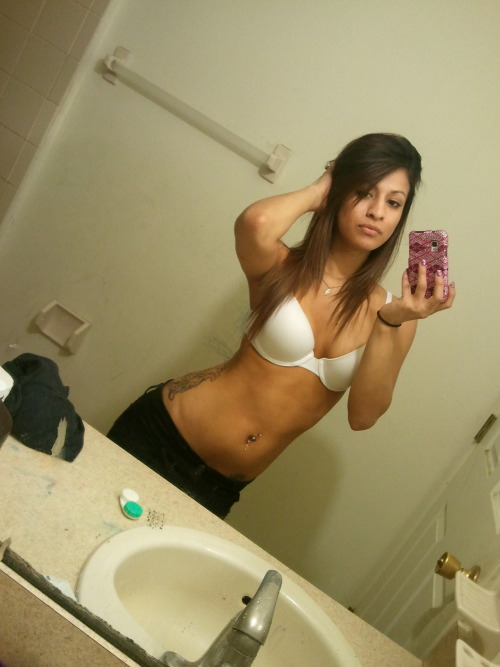 selfshothaven1718: Sexy skinny Mexican girl Porn Photo Pics