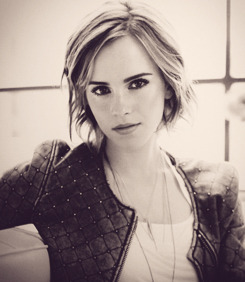 fuckyeahemmawatson:  New pictures of Emma for Lancôme ‘In Love’