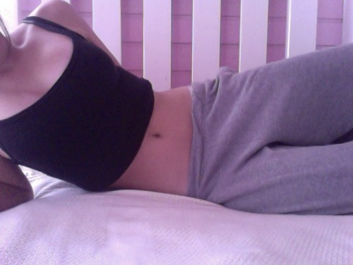 pale-est-bitches:  ♡ P a l e blog, follows back similar. ♡