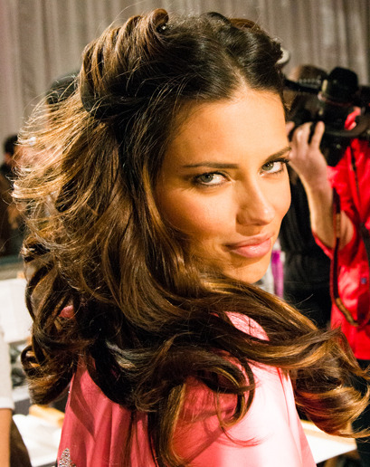 labellefabuleuse:  Adriana Lima backstage at The Victoria’s Secret Fashion Show, 2012 
