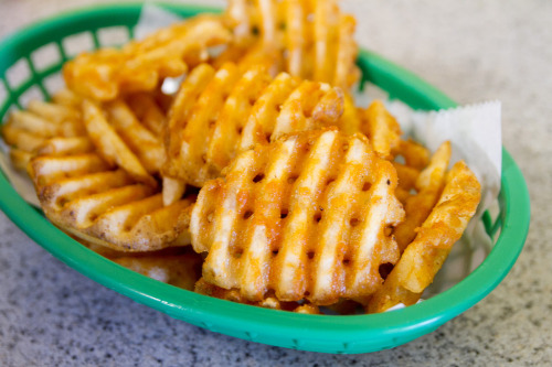 yummyinmytumbly: Waffle fries from Jersey Burgers
