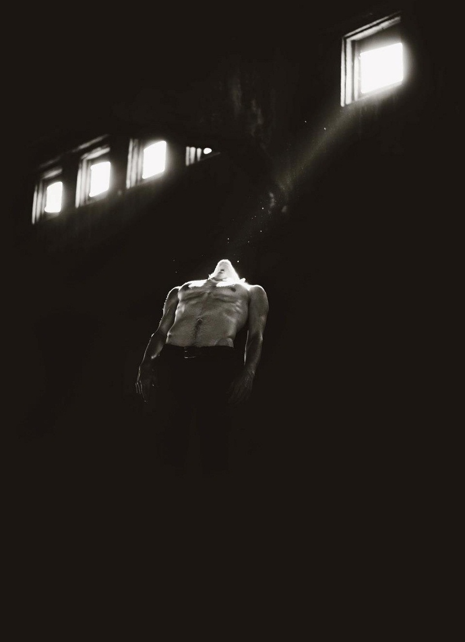 the-aphrodisiac:  light / darkness 
