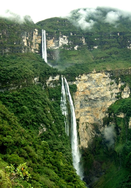 villere:  Gocta Waterfall (by Rob Dover)  want more posts like this? check out my blog!