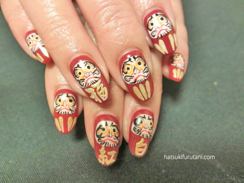 hatsukifurutani: hatsuki furutani’s buddhi and daruma 古谷葉月の菩提と達磨　紅と白 nail work and design : ha