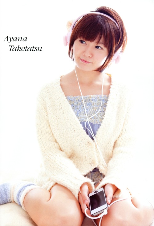 animage:  竹達彩奈　 animage.tumblr.com/  ヘッドホン買いに逝かなきゃ[´・ω・｀]←壊してからまだ買いに逝ってない人