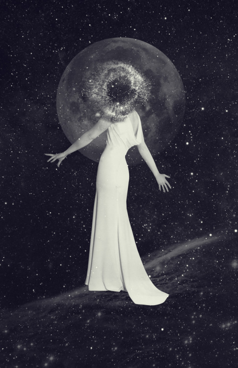 angrywhistler: radgency: Pilar Zeta “Falling in love with the Dark side of the universe”