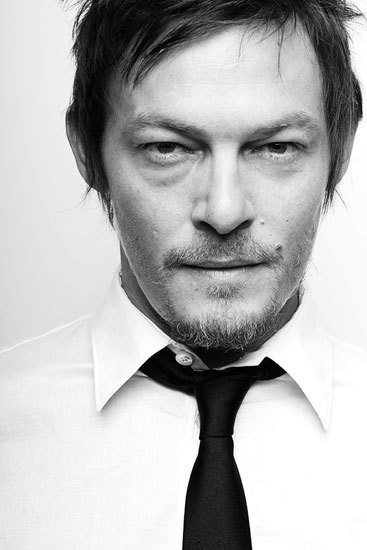 keeepitreal:  I could sit and stare at his pictures forever ♥  Omnomnom