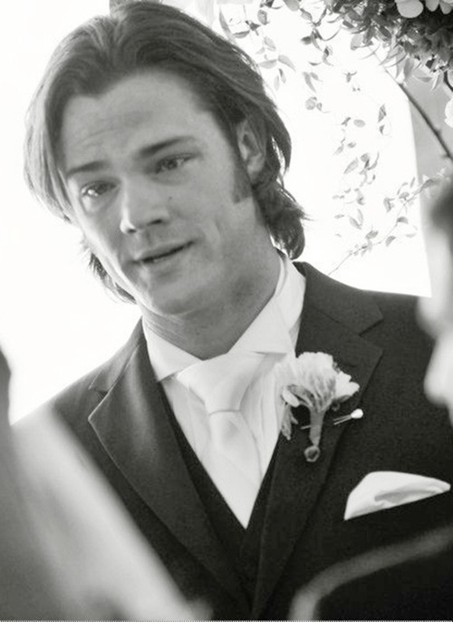 we-have-ahulk:  you know when people say they like to look at the grooms face when