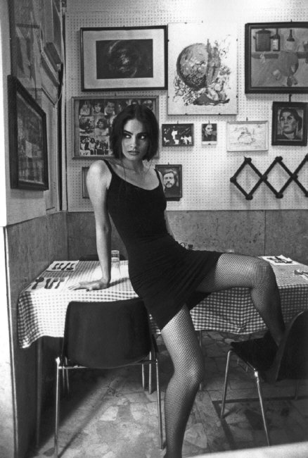 ilgiocodellaseduzione:  Ferdinando Scianna, Sicily, Carmen Sammartin - Magnum Photos