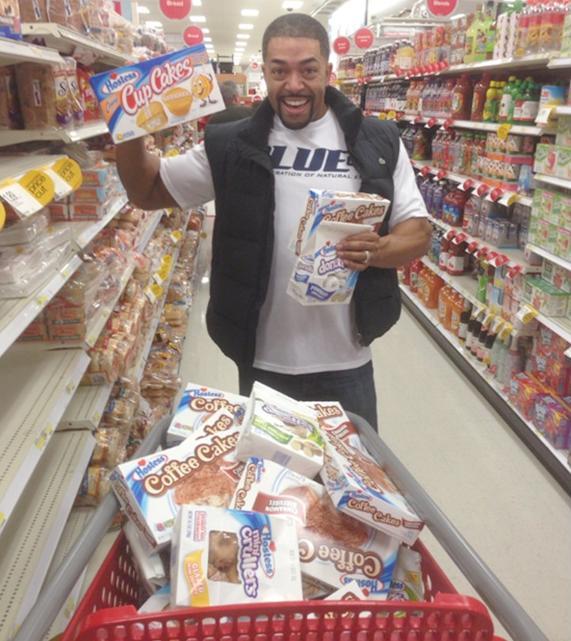shortformblog:
“ Here’s WWE star David Otunga buying 80,000 calories worth of Hostess snacks in an effort to ensure future generations would get a chance to have some. ”I don’t want my son to go without Twinkies,” he said, as eyes rolled...