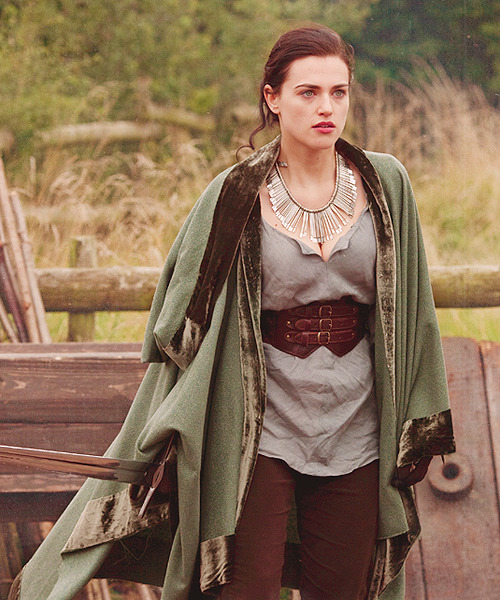 carolinpenvenen:Lady Morgana’s closet