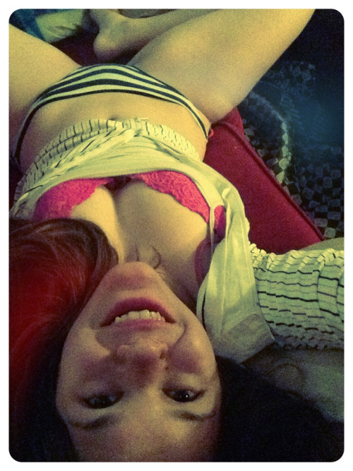 dramaflirt:  Smileeeee 