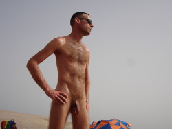 guyzbeach:  Thanks to Ashe for his submission ;-) Follow guyzbeach &amp; send me your pictures !  I love lean, hairy uncut men!