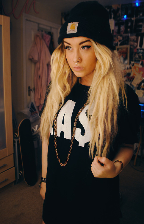 liveyourlifeandbeaunicorn:  swag | Tumblr on @weheartit.com - http://whrt.it/T8IBTB