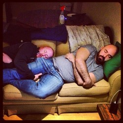 lilcub84:  frodizzlecub:  Get UP ladies @dinobuffalo @the_godfather79  this is me and my bf