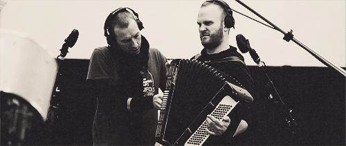 Happy 44th anniversary to the boss, the doctor of music, the champion of  our world, and the greatest drummer ever, mr. Will Champion 🥁🏆🌎 : r/ Coldplay