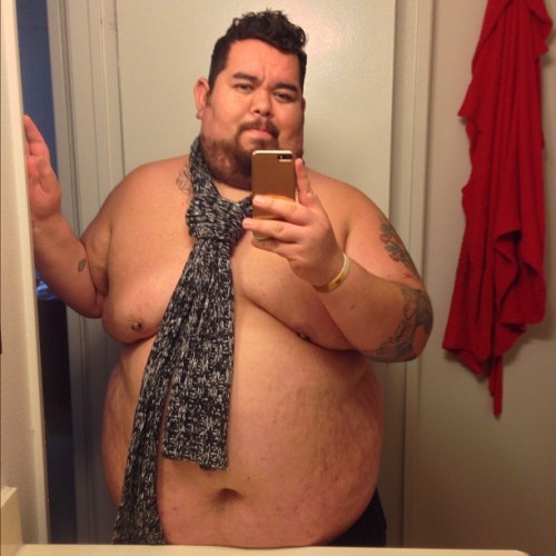 Sex pudgebear:  My room mate bought me a scarf pictures