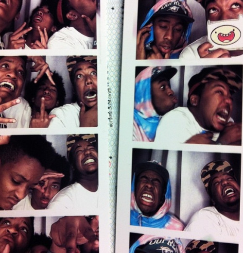 odd-goblin:  OF photo booth shoot 