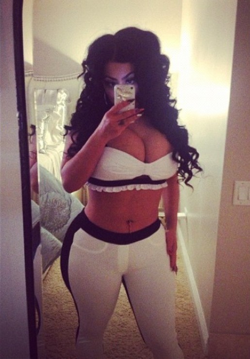 comeonnowshowme:  random submit  Nothing random bout this!!! There is a God somewhere….