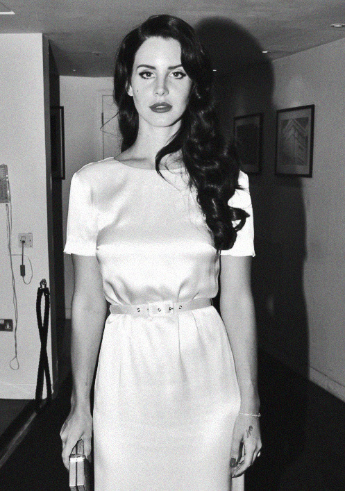 ikilledlanadelrey:  Lana Del Rey B&W adult photos