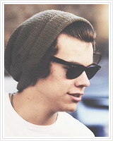 autumnavenue:  Endless list of why Harry Styles is a life ruiner   Sunglasses 