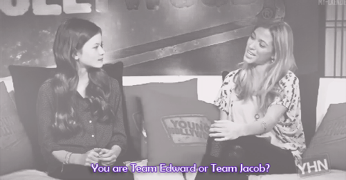 ohmackenzies:  "You are Team Edward or Team Jacob?" [x] 