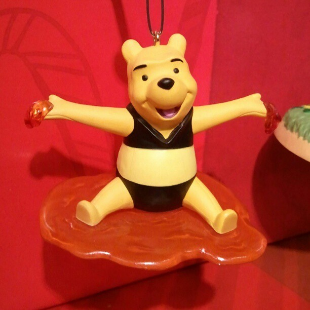 nostrokesjuststrudels:  kelbebop:  I think Pooh is supposed to be dressed as a bee,