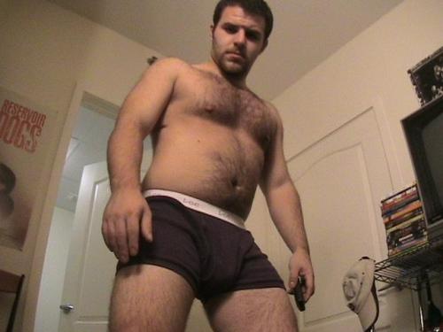 yummybearmen:  elpablitoo:  Hot Taddy in Where The Bears Are in Web Series :)He’s openly gay. Came out in the day of his 17th birthday. OMG! I want to hug him :P   Loves me some IAN.