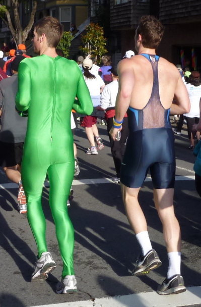 lycladuk:  Zentai charity running. Damn the guy’s arm in pic 2.