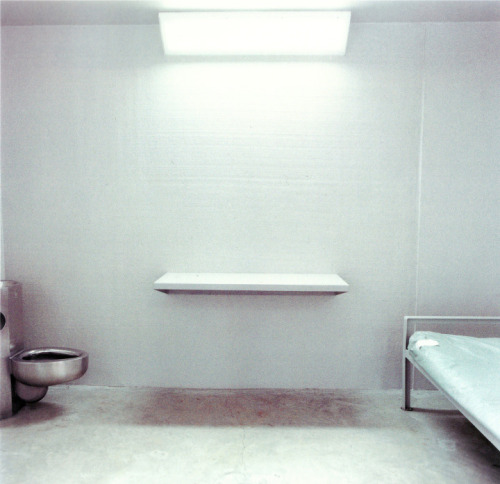 likeafieldmouse:  Lucinda Devlin - The Omega Suites (1991-98) “In 1991, Lucinda Devlin began photographing penitentiaries across the United States with the permission and cooperation of local authorities. She entitled the resulting series, completed