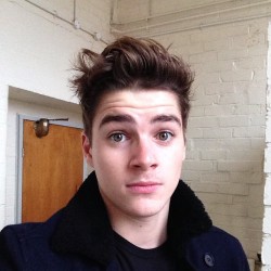 jacksgap:  I have crazy hair today.. That