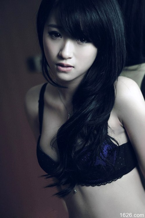 hotasianfemales:   See more HOT ASIAN GIRLS at www.hotasianfemales.com!