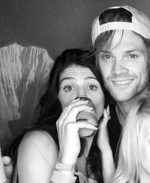  Jared&Genevieve and Jensen&Danneel -  perfect photoshoots 