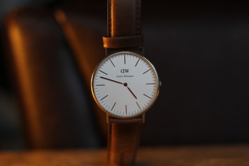 Review: Daniel Wellington Classic Cardif Watch
If you’ve been following me for a while now, you already know that my fixation for horological wristwatches was passed down to me by my father, literally…Not only did he share his passion for timepieces...