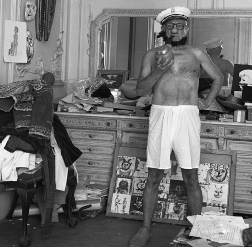 collective-history:Picasso as Popeye ca. 1957