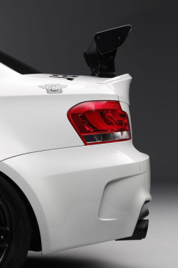 d0minus:  BMW 1 M MotoGP Safety Car // www.Dream-car.tv